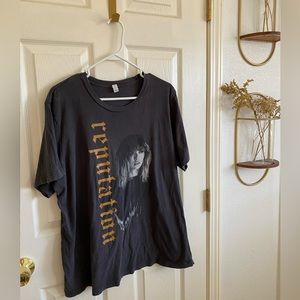 Taylor Swift Reputation Stadium Tour Tshirt